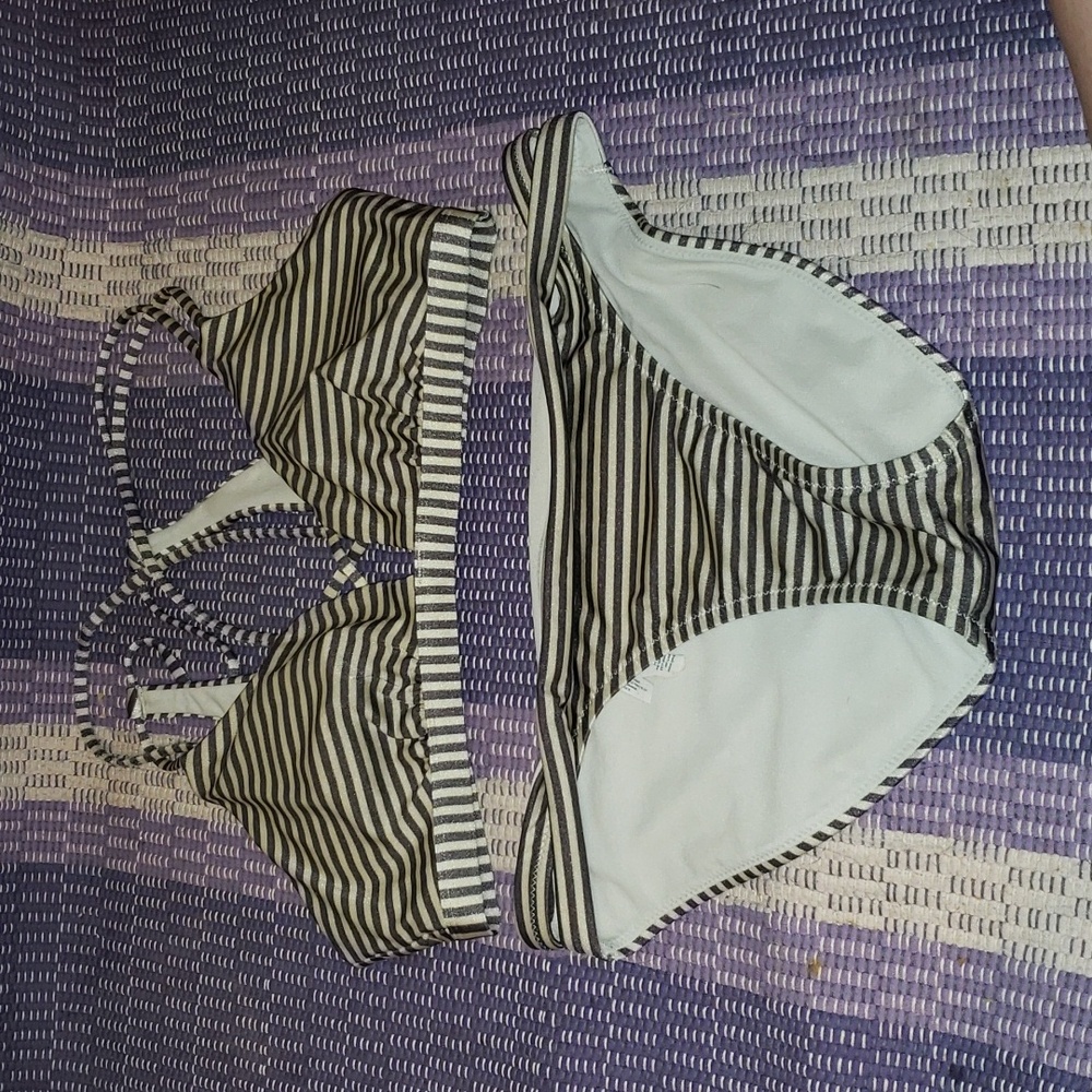 Athleta Gray Striped Bikini and Bottoms